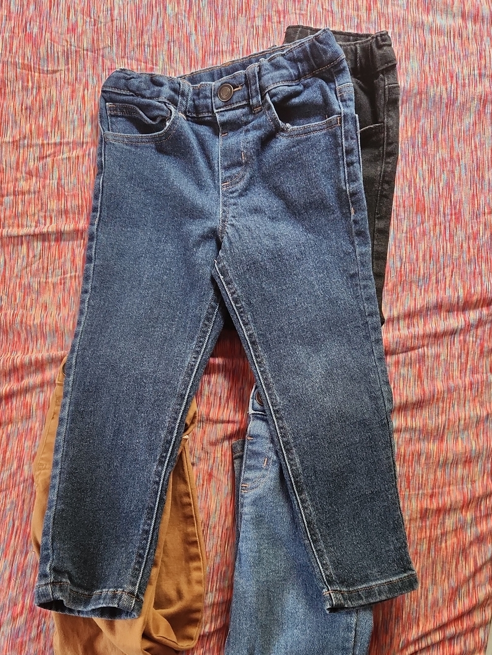 Kids Boys Elastic-Waist 4Pack - Blue Denim, Tan, Black Jeans 4T - Picture 7 of 10